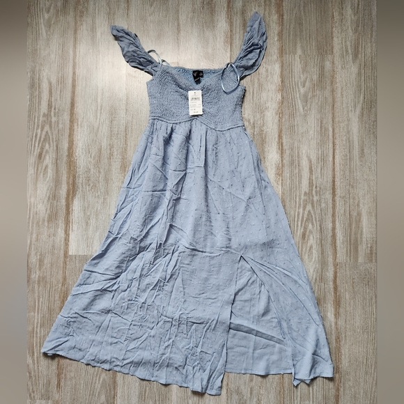 Windsor Dresses & Skirts - NWT Windsor Just Peachy Keen Off The Shoulder Midi Dress Blue Front Slit Sz M